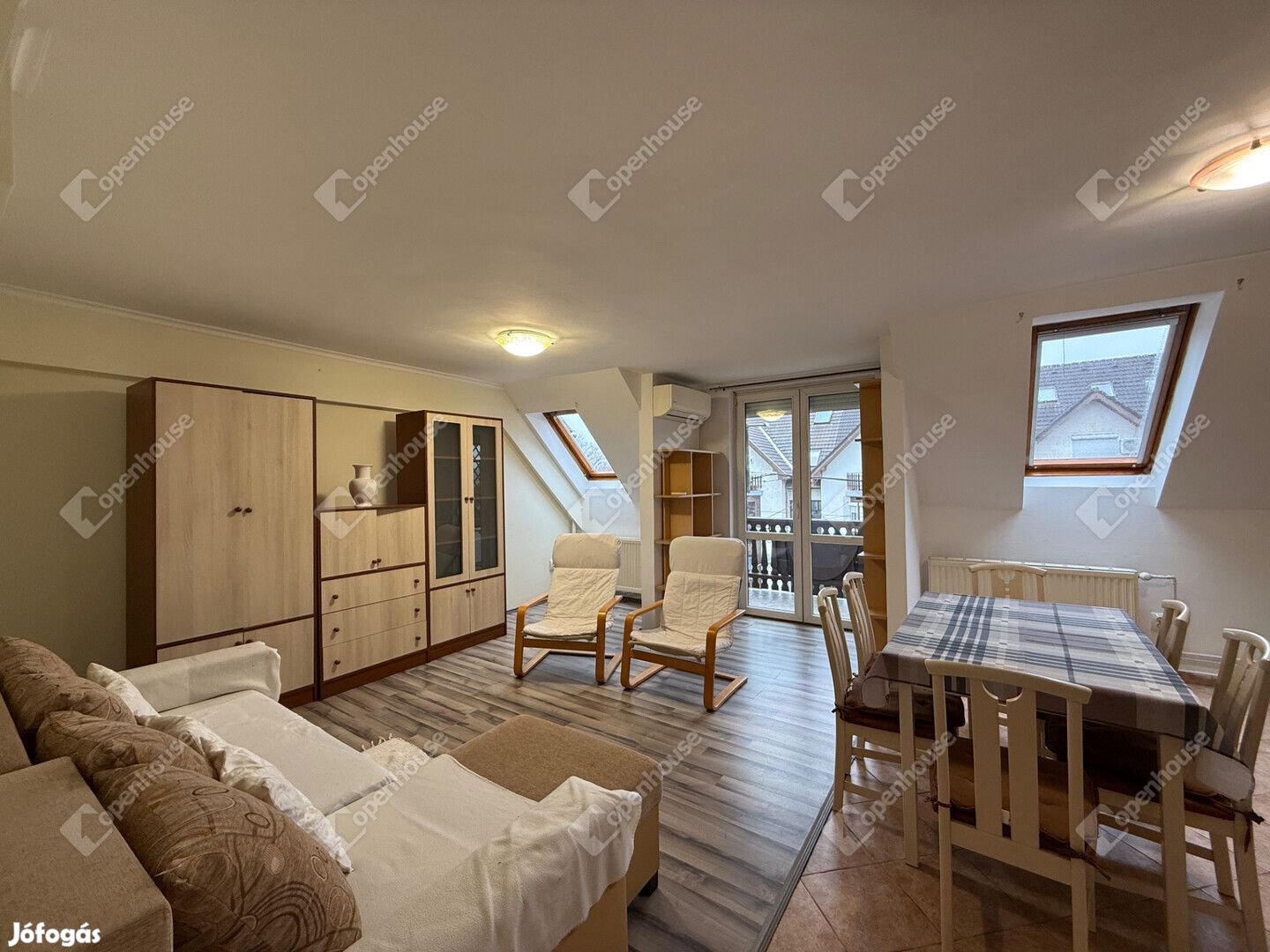 Siófok Aranyparthoz közeli téglalakás eladó