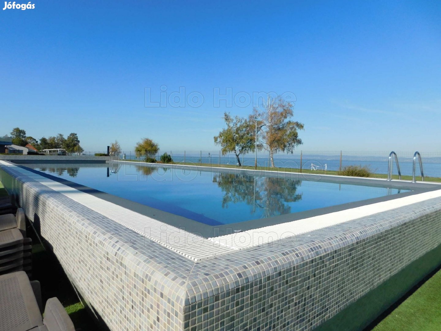 Siófok Aranyparton közvetlen vízparti exklusív prémium