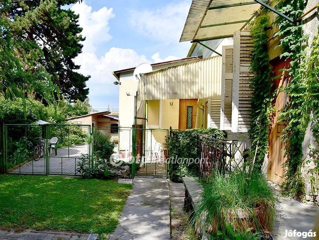 Siófoki eladó 66 nm-es lakás