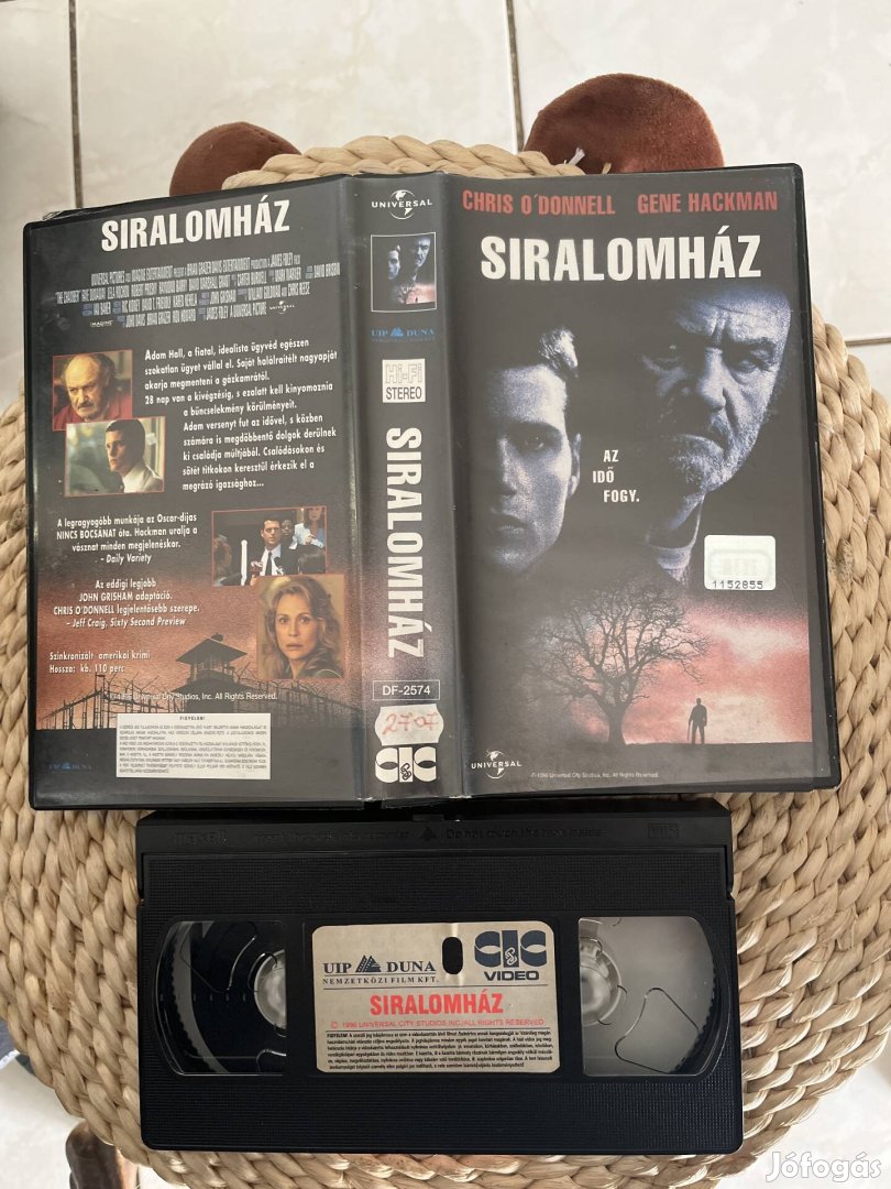 Siralomház vhs.   