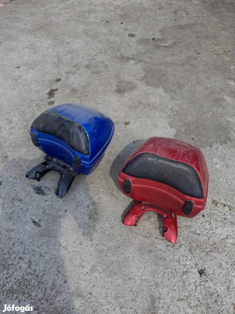 Sisaktartó doboz motorkerékpárra