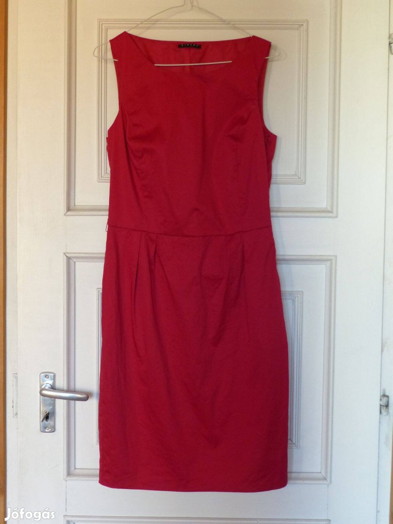 Sisley piros ruha