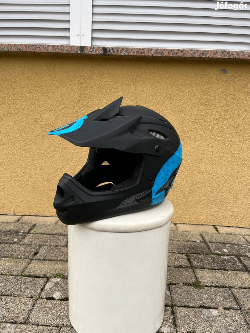 Sixsixone kerékpáros sisak