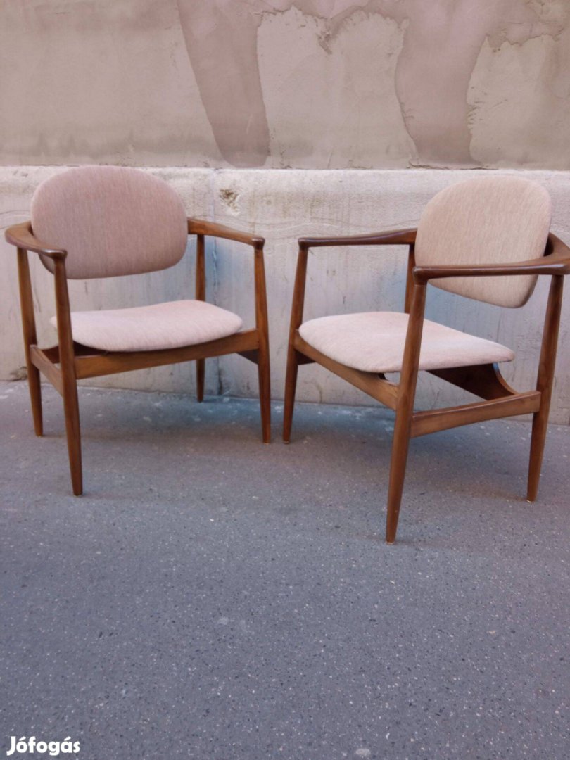 Skandináv formatervezett teakfa fotelek