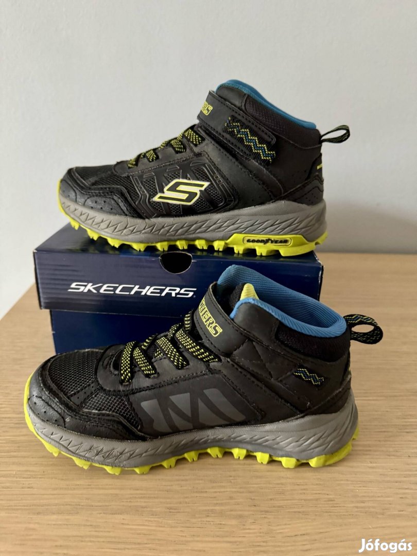 Skechers 33 őszi téli cipő 