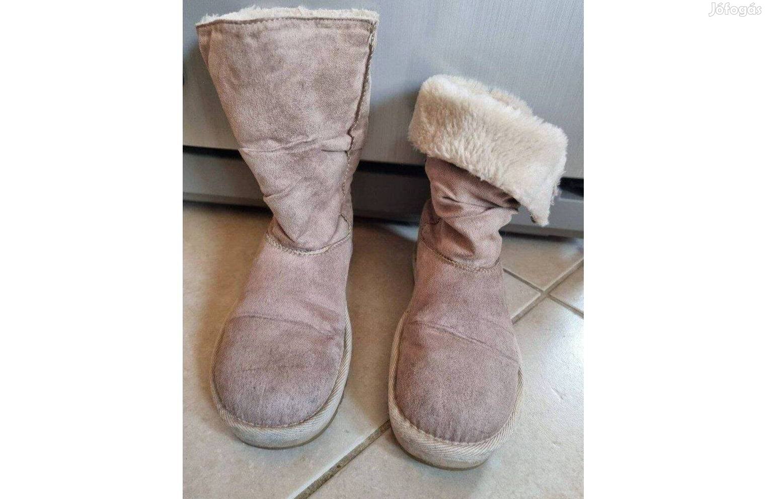 Skechers 36-os női bélelt csizma