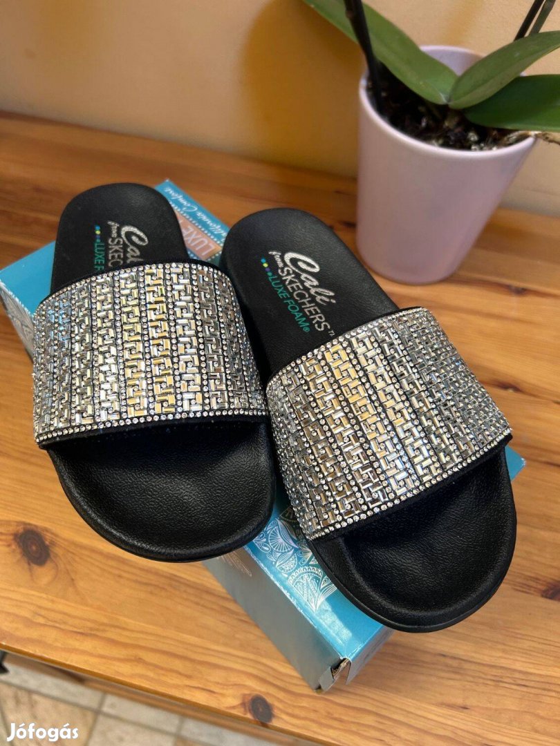 Skechers 36-os papucs, újszerű