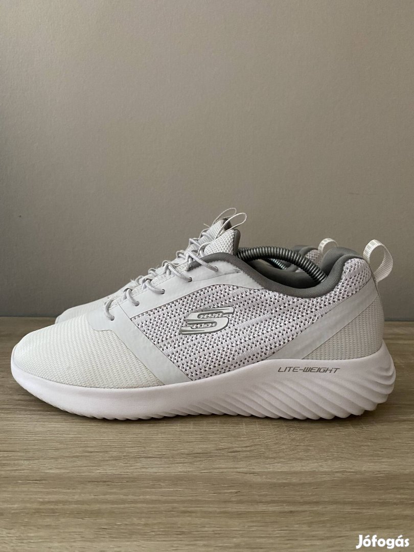 Skechers Bounder férfi cipő fehér 42