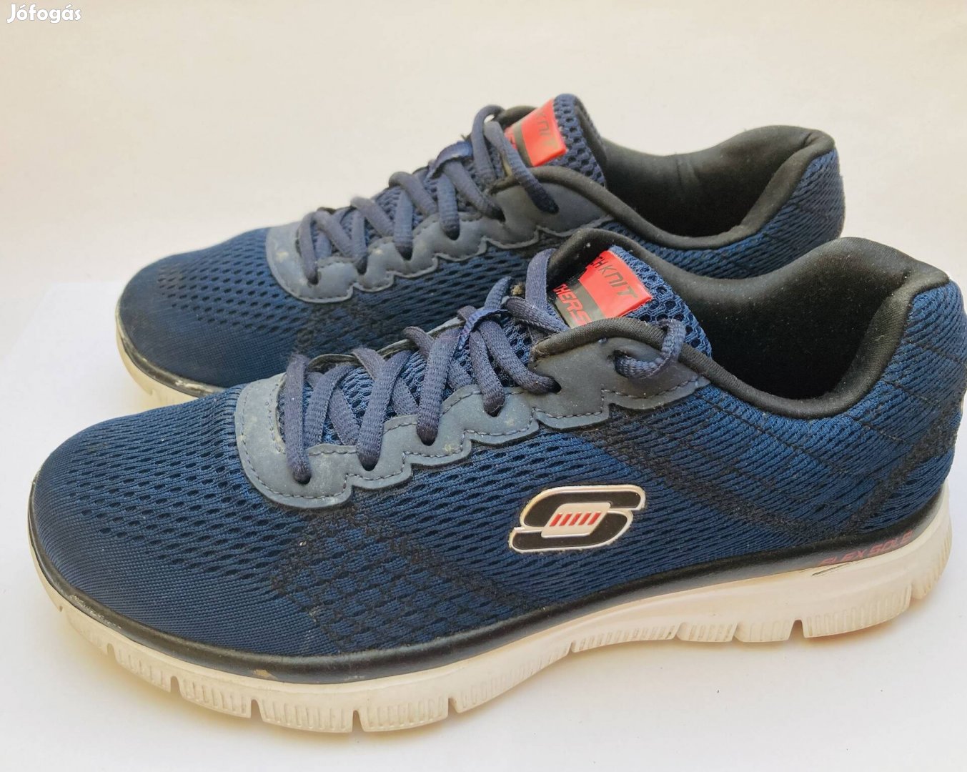 Skechers EU 41 hibátlan sportos cipő