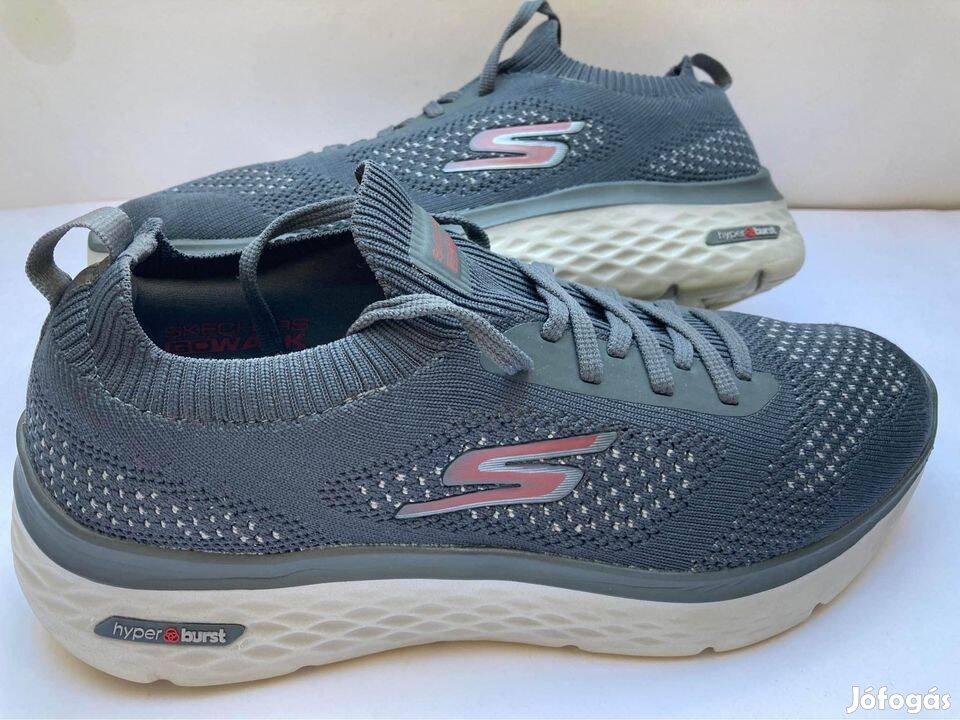 Skechers EU 43.5 sportos cipő 28 cm beleírt méretű