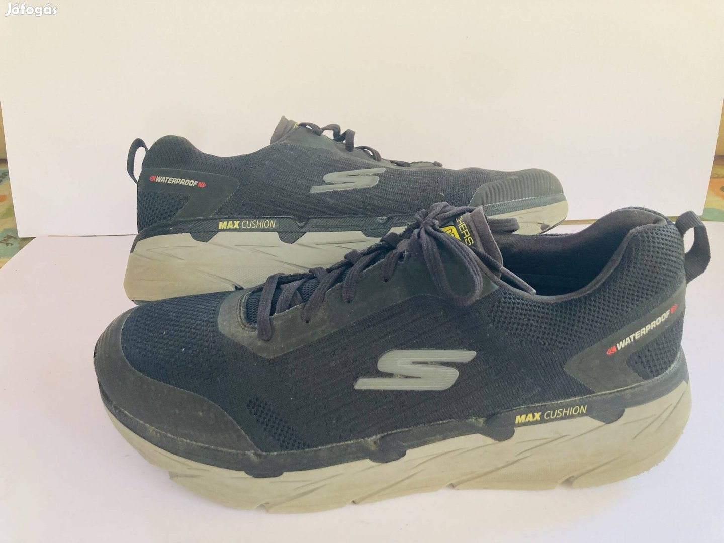 Skechers EU 48 waterproof férfi cipő