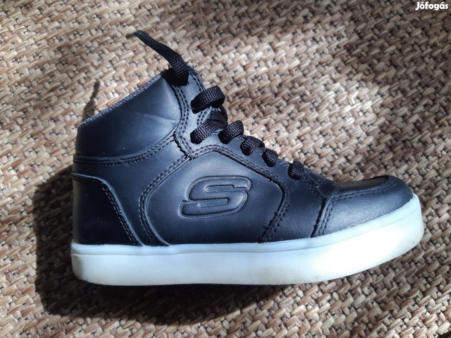 Skechers Energy Lights fekete magasszárú világító cipő 29,5