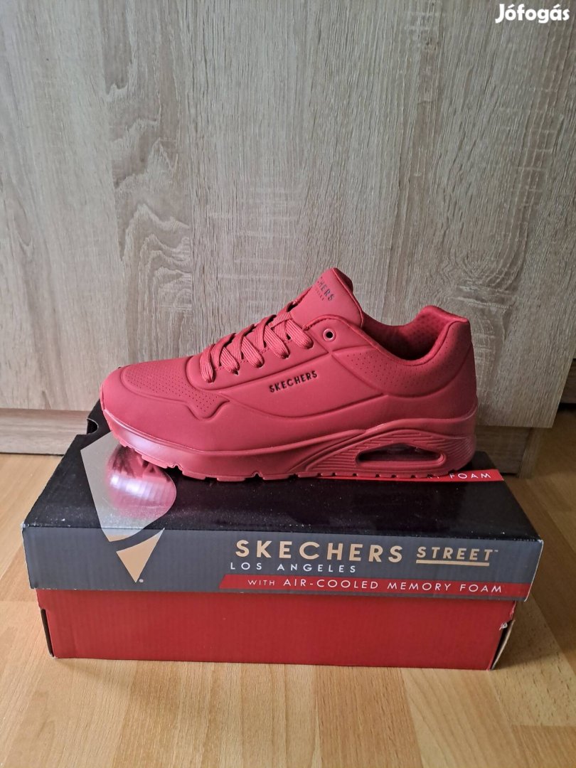 Skechers edzőcipő