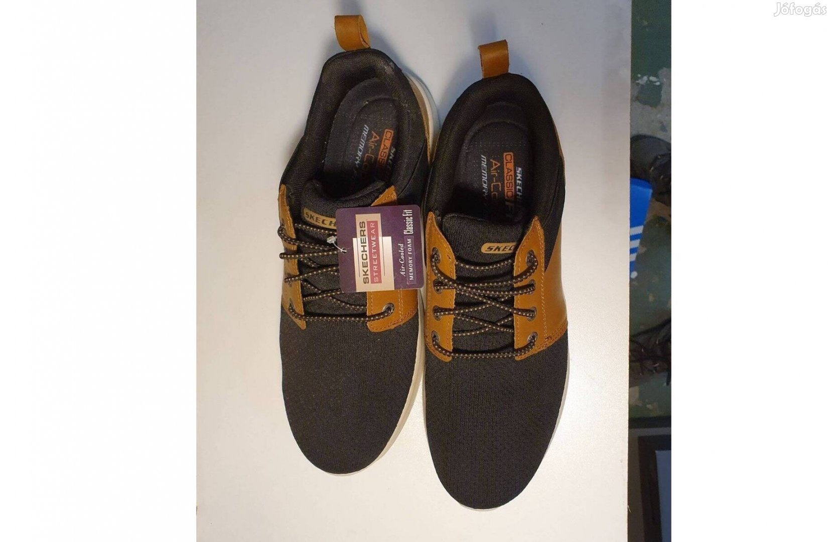 Skechers férfi cipő teljesen új memória betét 45-46 méret