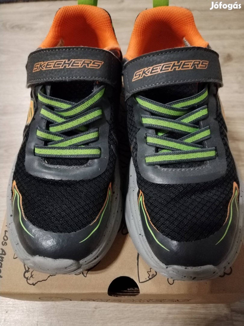 Skechers sportcipő 36