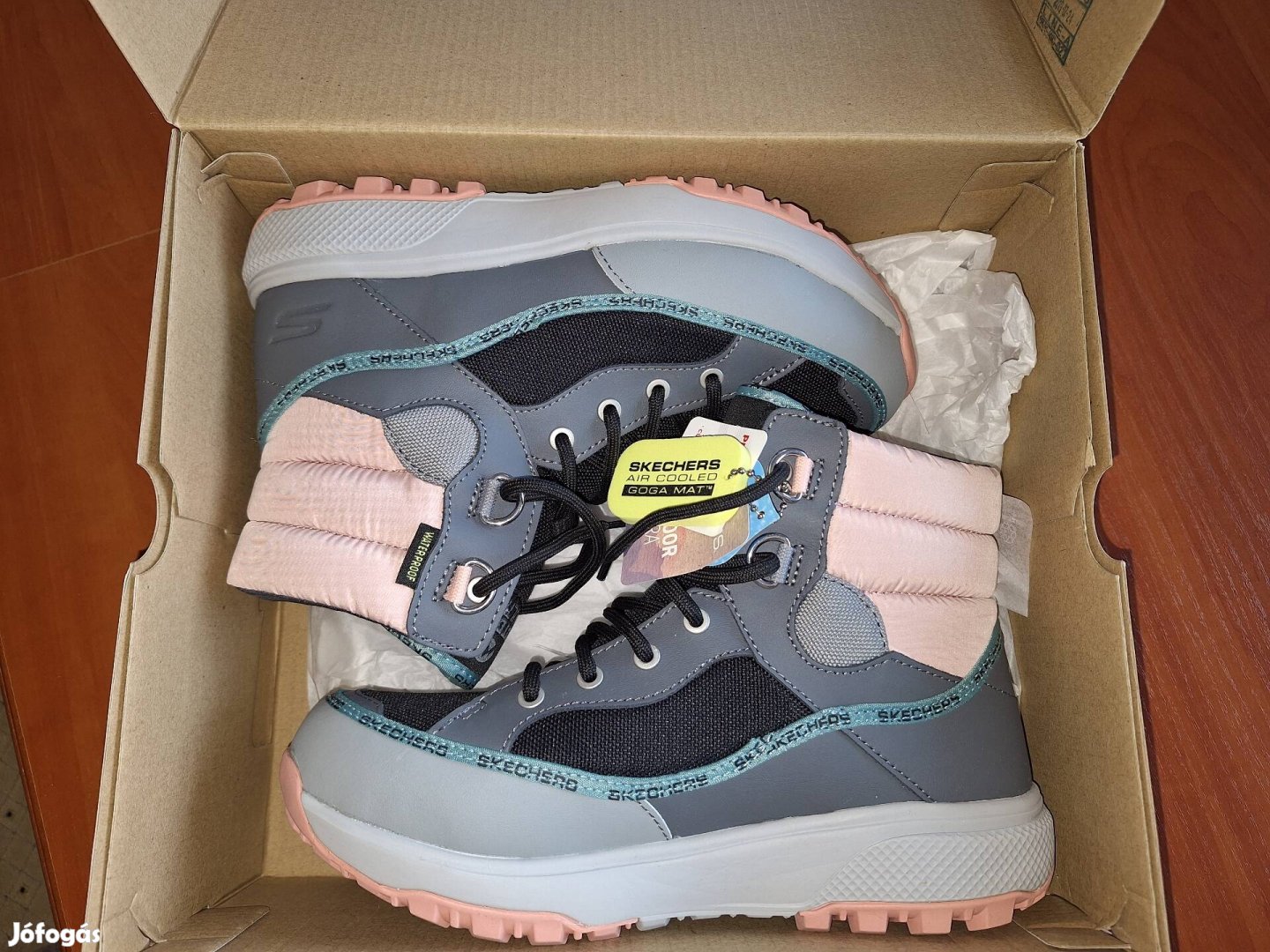 Skechers vadi új bakancs- hótaposó