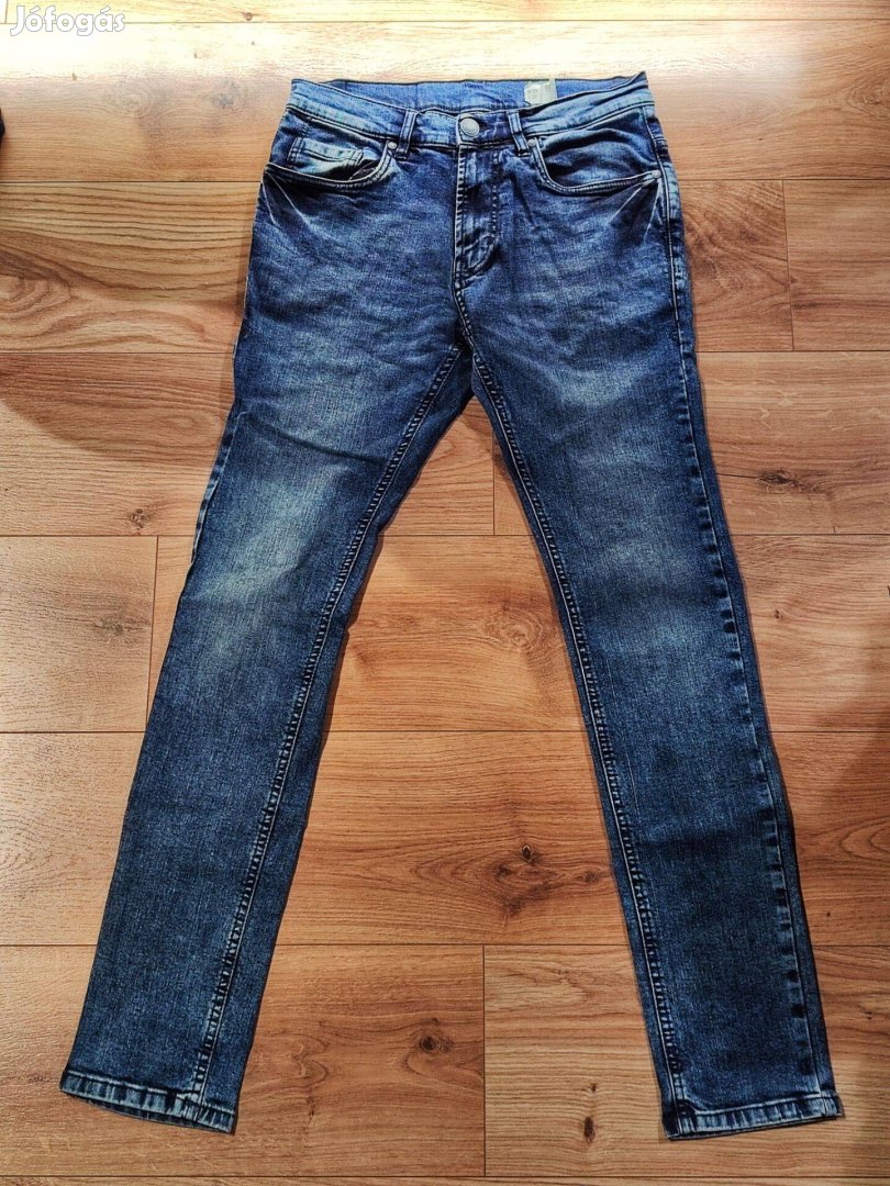 Skinny Denim 1982 koptatott kék farmer W29L32