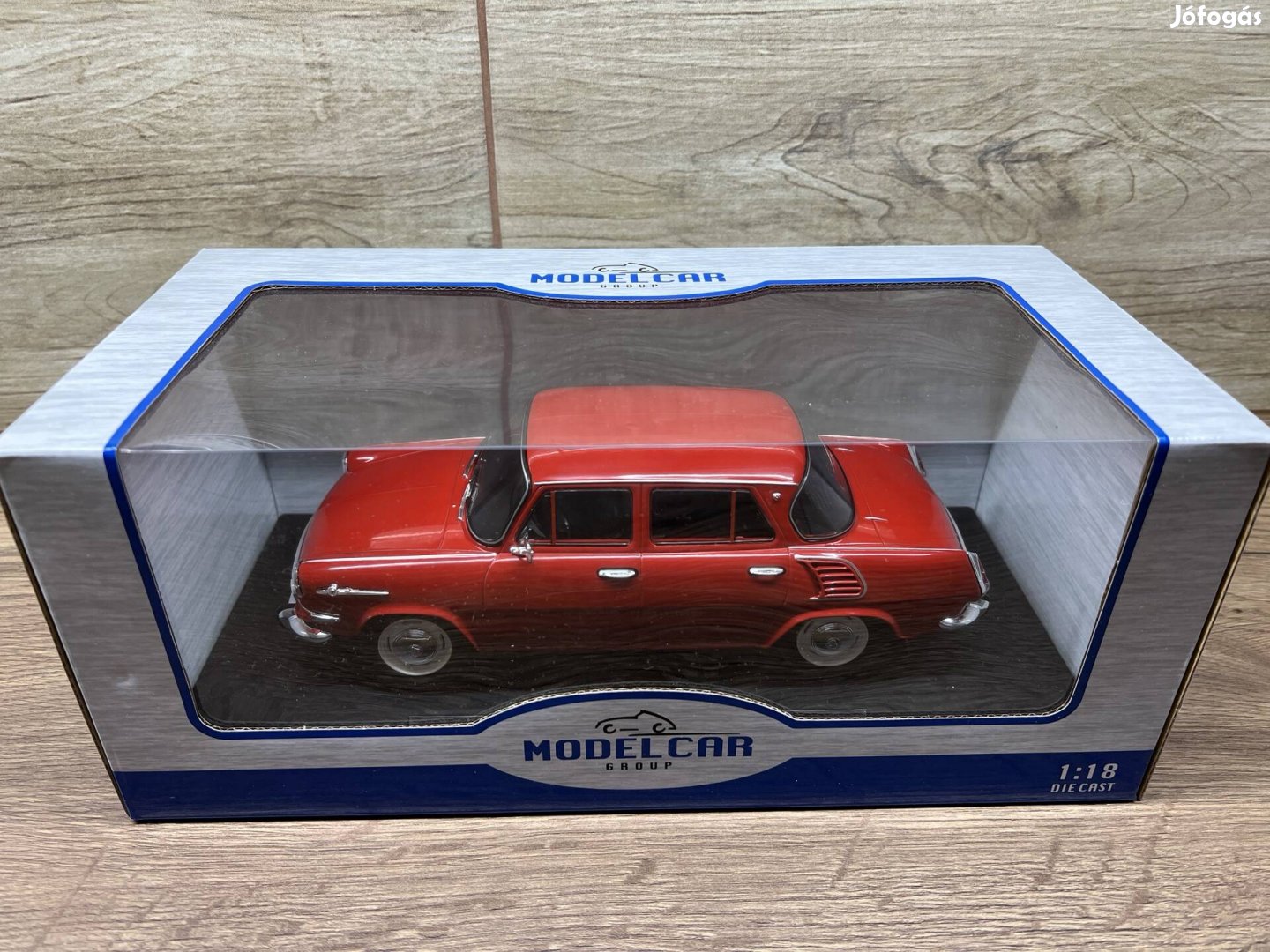 Skoda 1000 MB MCG 1/18 1:18 fém autó modell