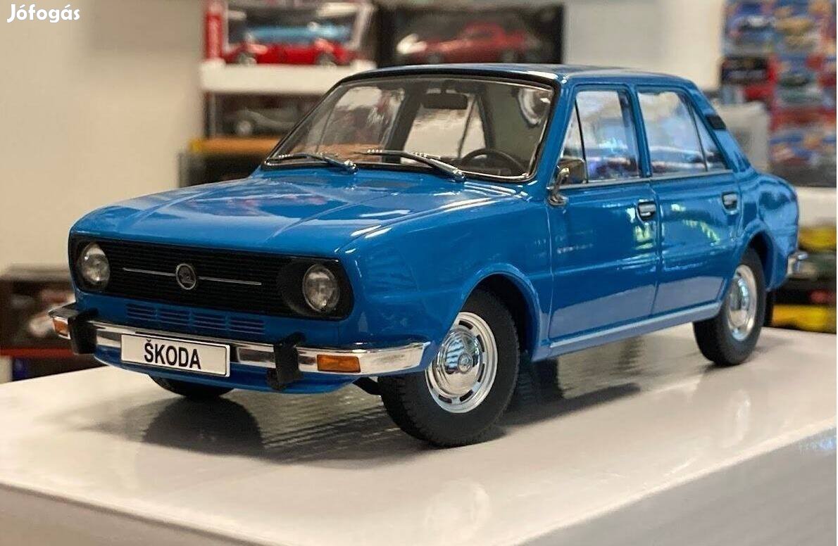 Skoda 105L 1976 1:18 1/18 Triple9