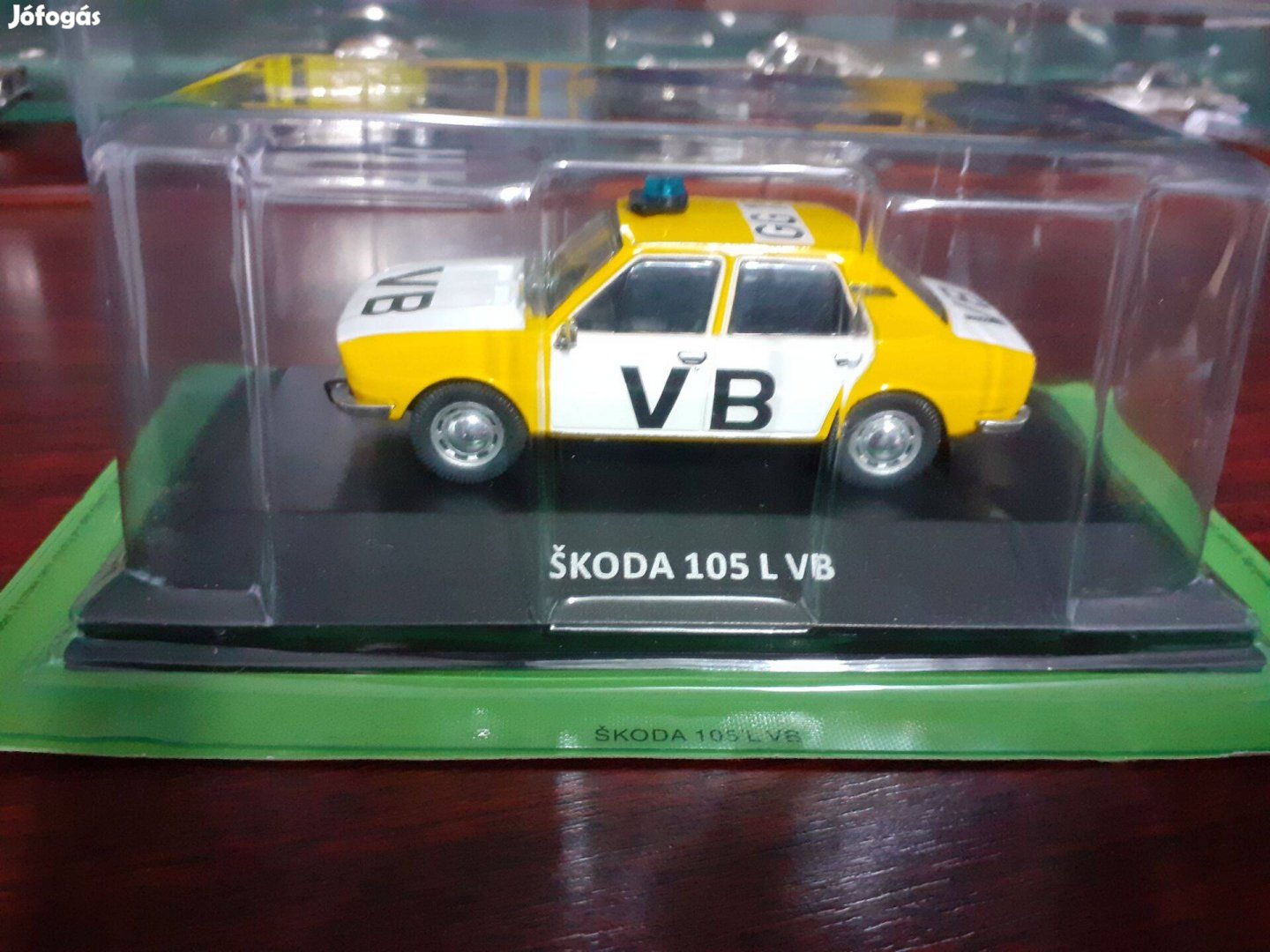 Skoda 105L VB kisauto modell 1/43 Eladó