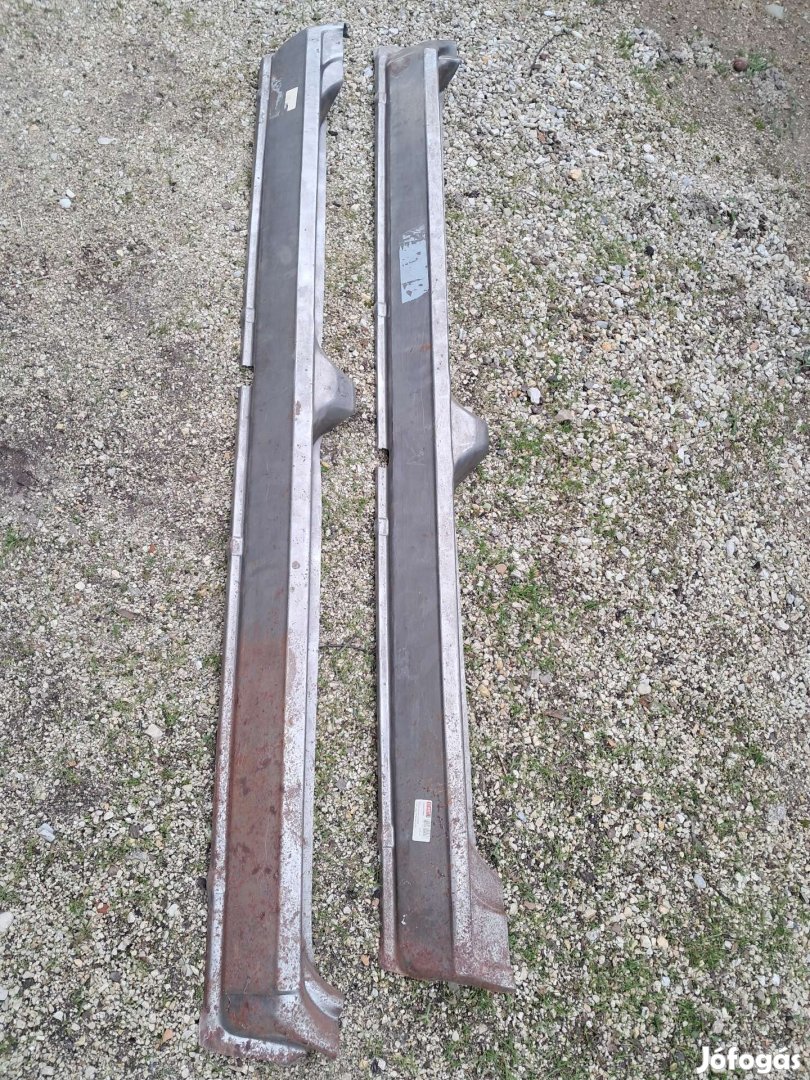 Skoda 105-120 új küszöb pár