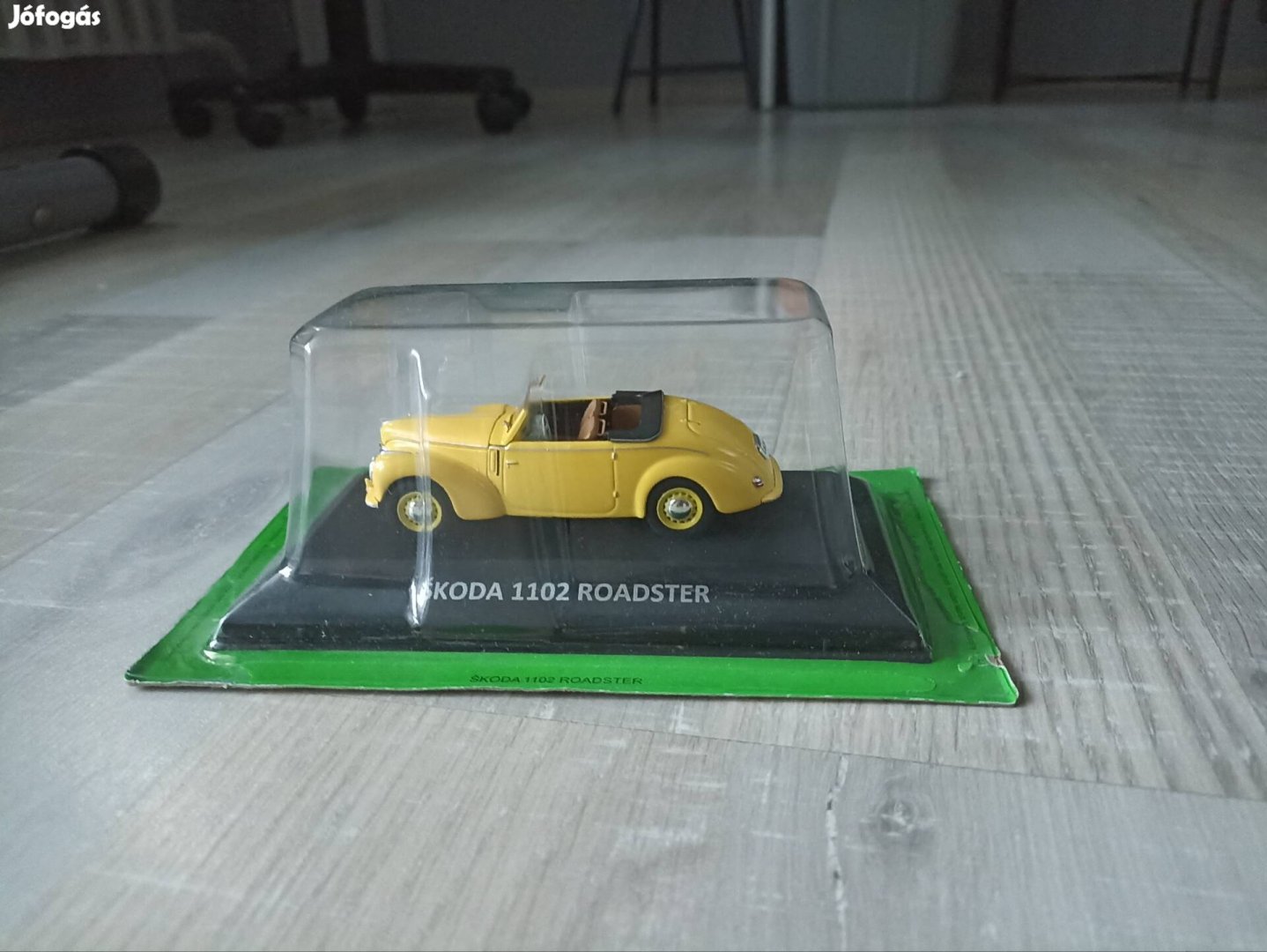 Skoda 1102 Roadster 1:43 modell Kaleidoskop