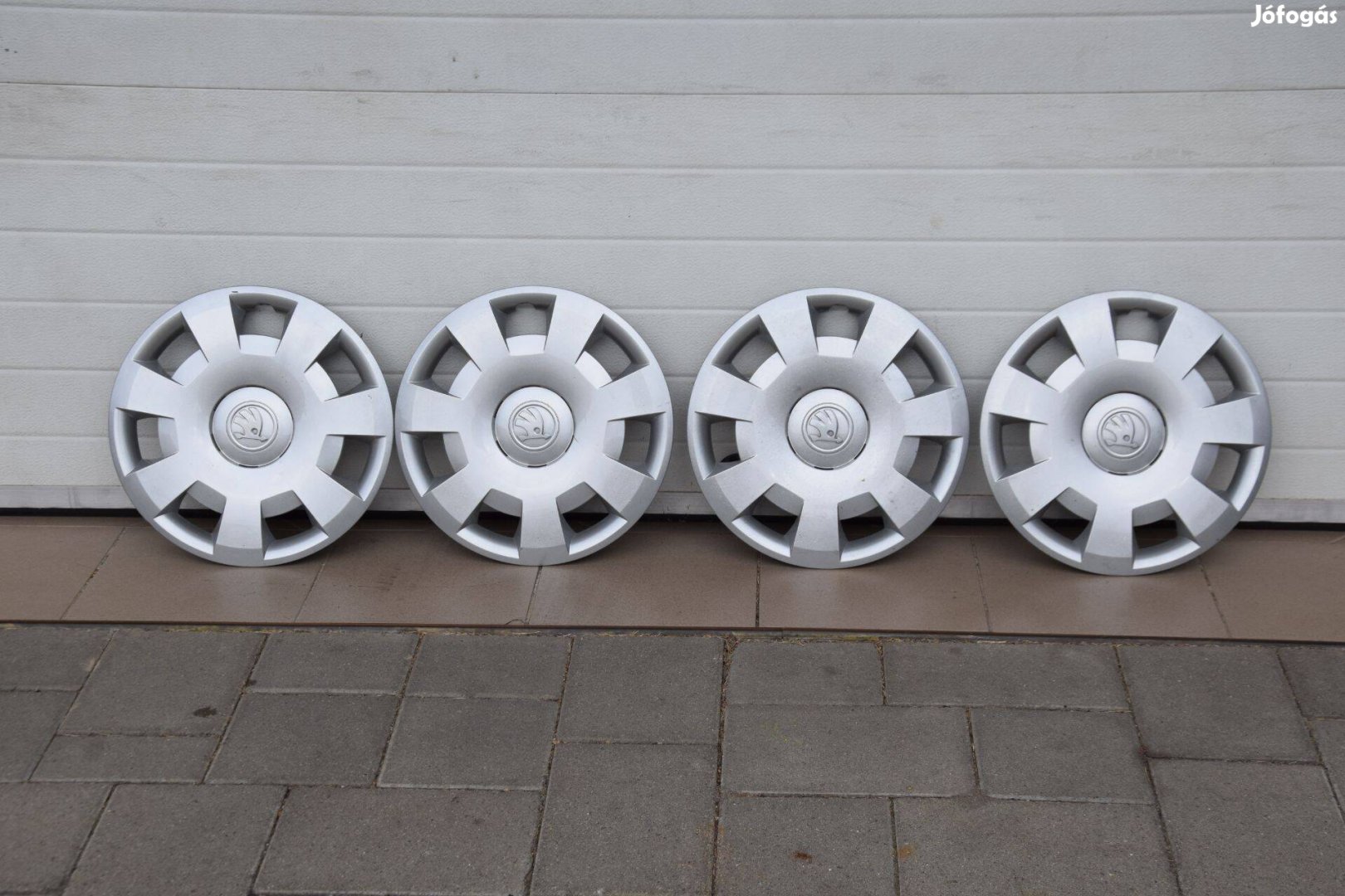 Skoda 14-es dísztárcsa garnitúra eladó