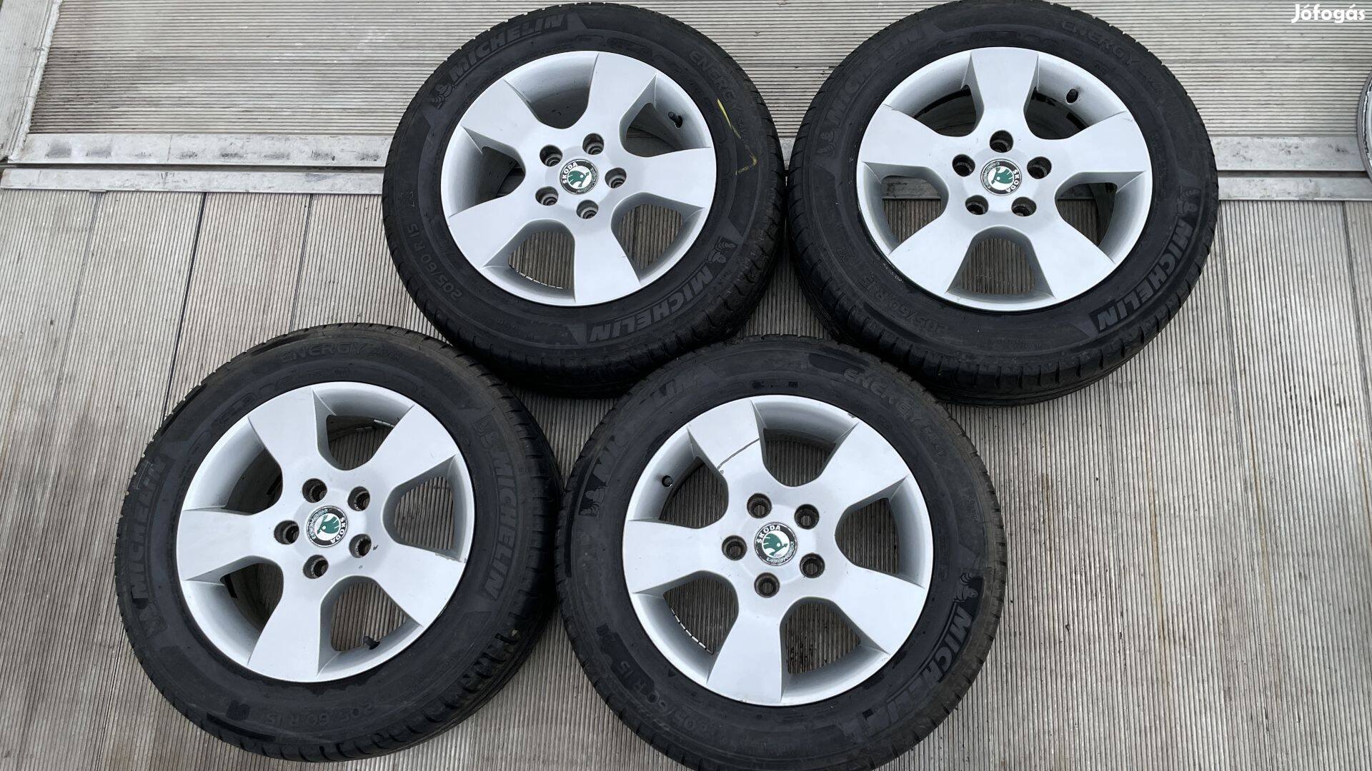 Skoda 15" 5x112 alufelnik 1Z0601025
