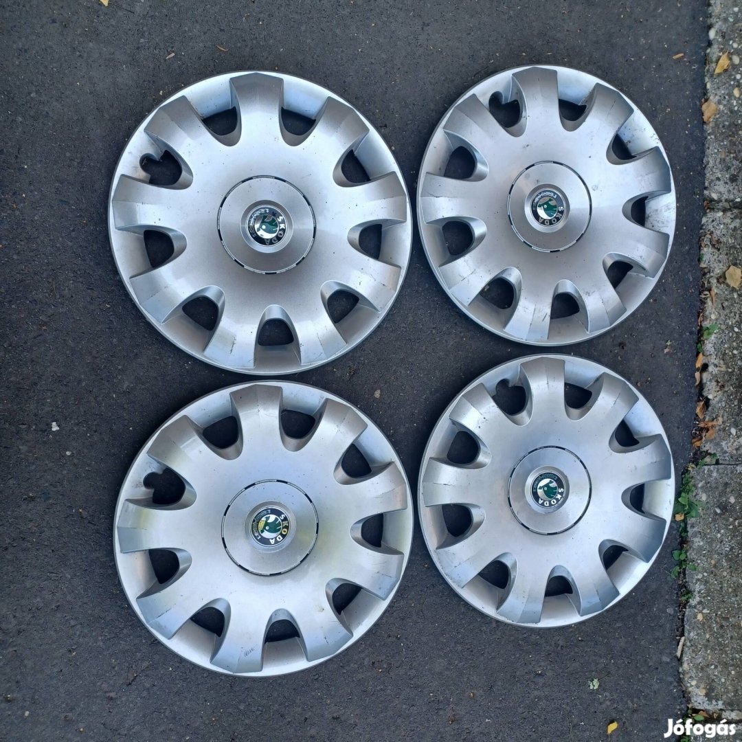 Skoda 15" dísztárcsa eladó