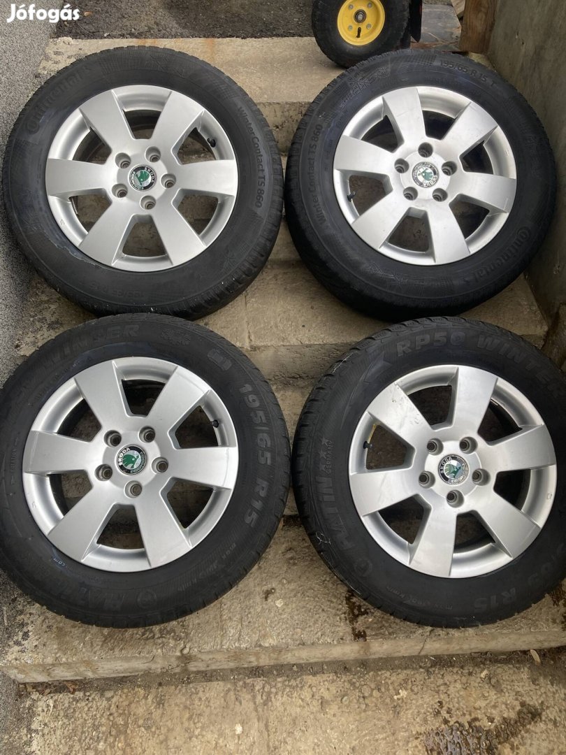 Skoda 15 col 5x112 gyári alufelni