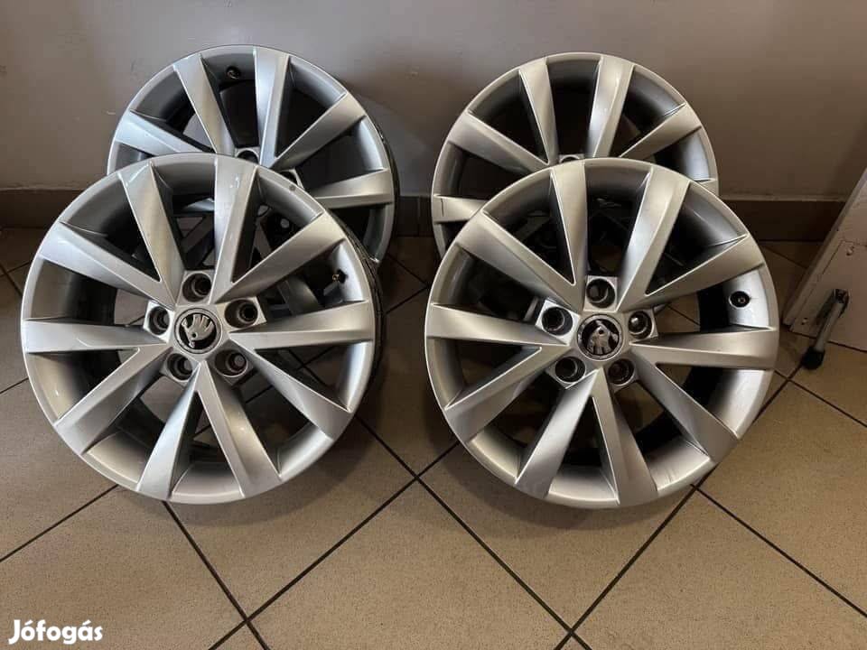 Skoda 16 Alcatras gyári alufelni felni Octavia Superb vw 