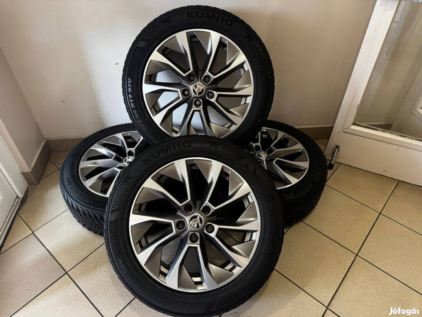 Skoda 17 Aronia alufelni felni Téli szett Superb Octavia vw 