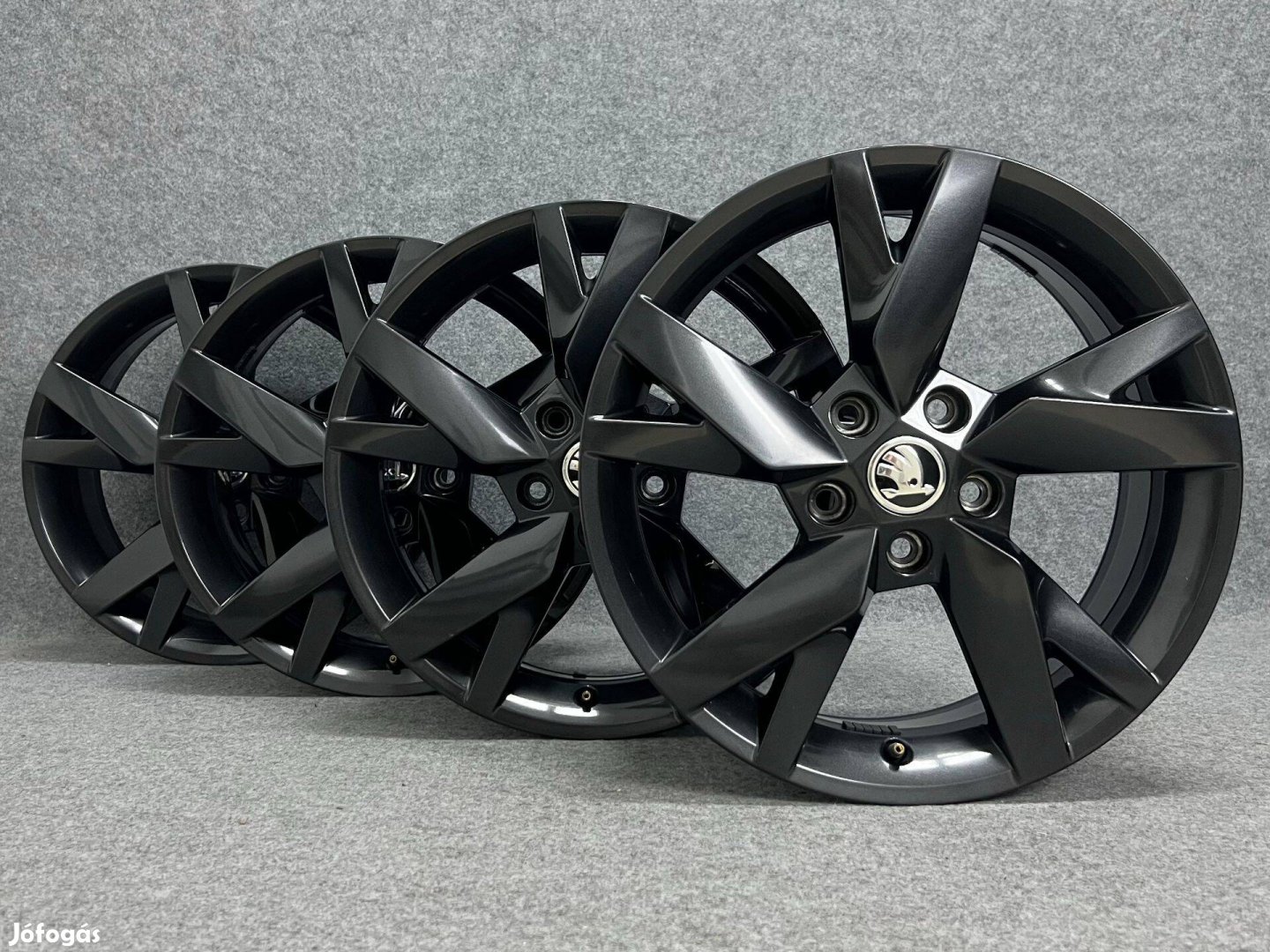 Skoda 17" 5x112 alufelni felni lyra octavia 2021