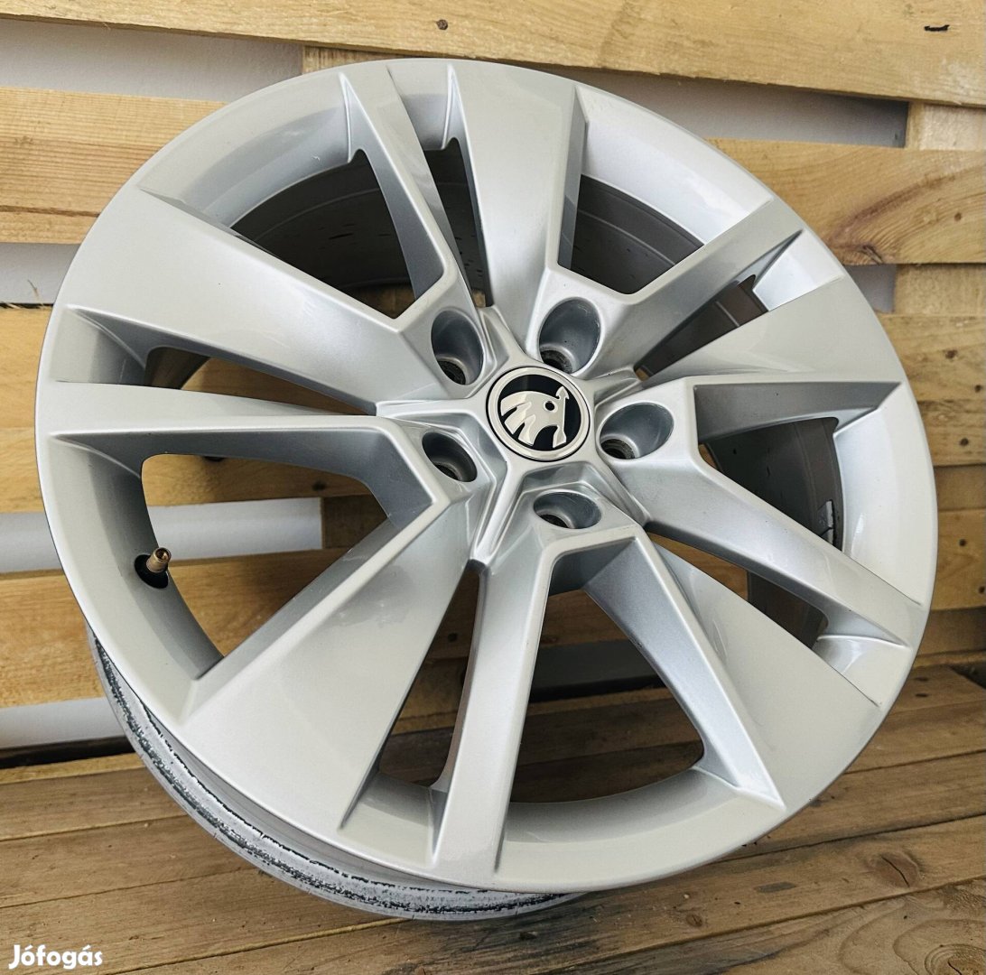 Skoda 17es gyári alufelni 5x112 Octavia Supetb Karoq Kodiaq