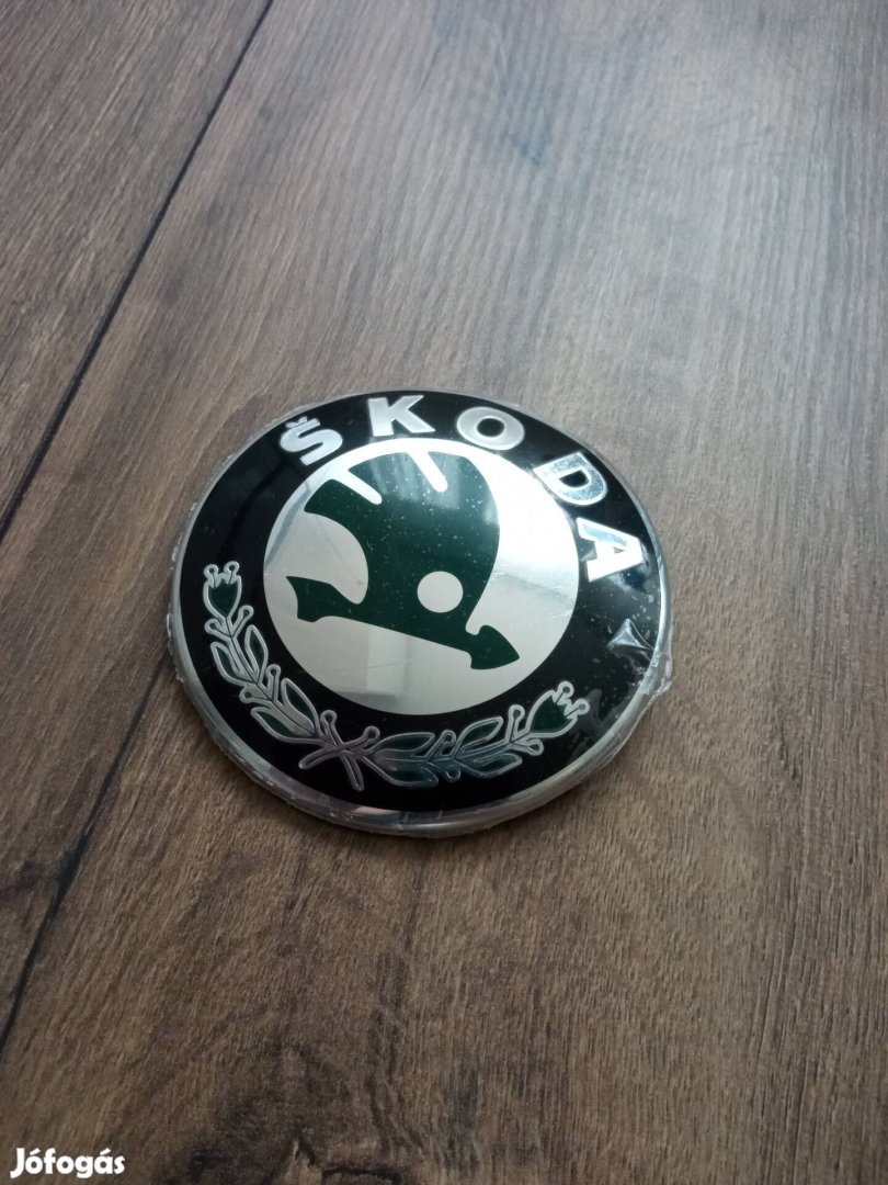 Skoda 90mm utángyártott embléma 