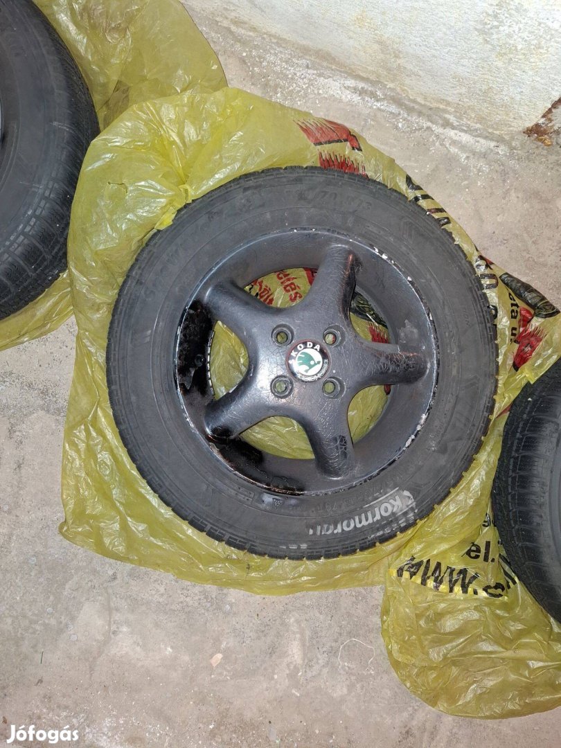 Skoda Alufelni 13" 4x100 Alufelni téli+nyári garnítúra