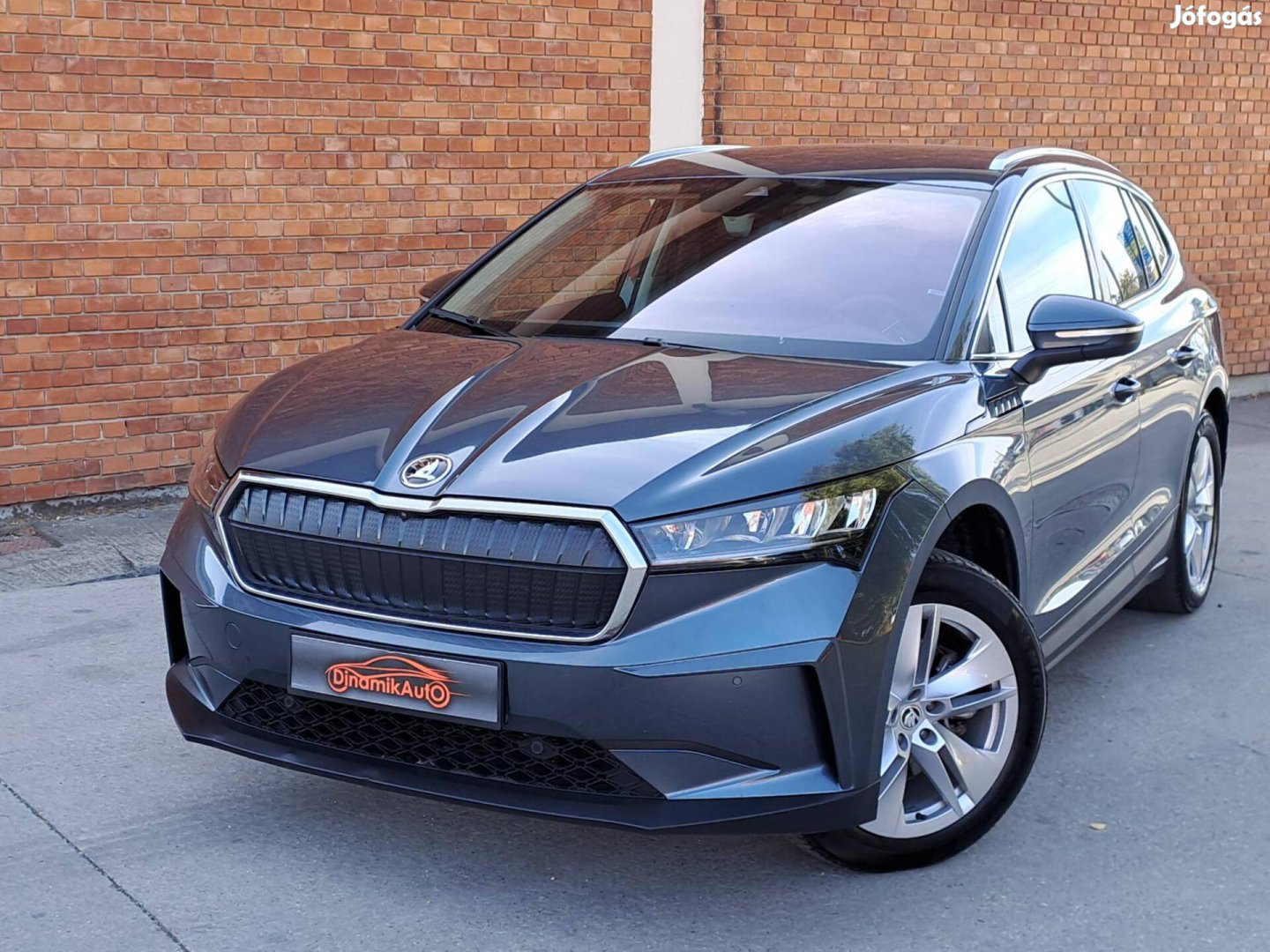 Skoda Enyaq iV 80 Távtartó-Ledlámpa-Sávtartó-KO...