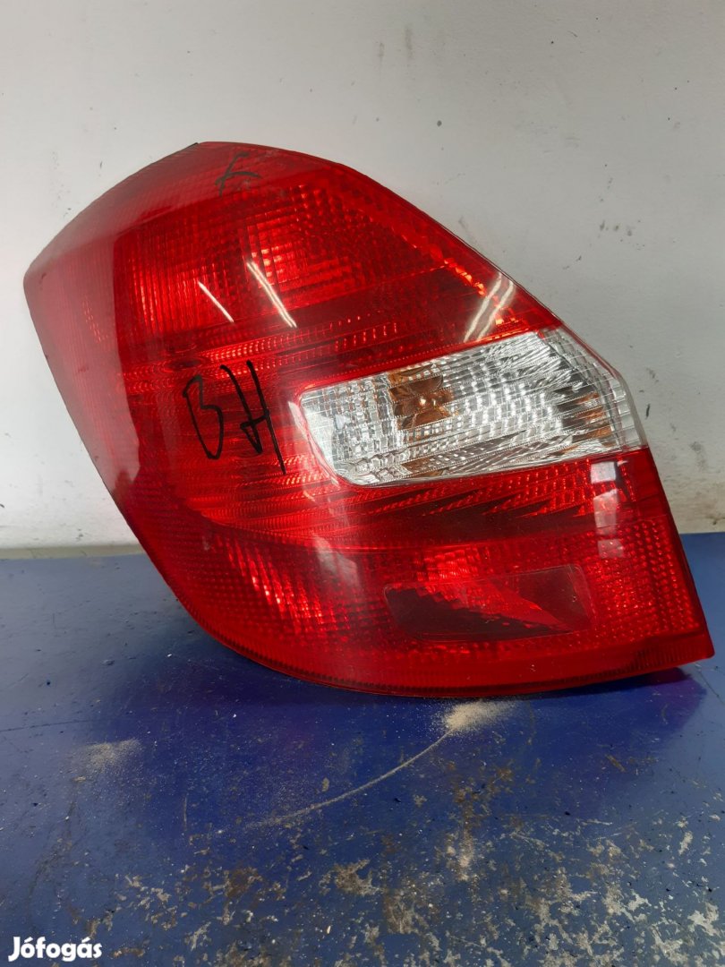 Skoda Fabia 06- Bal Hátsó Lámpa