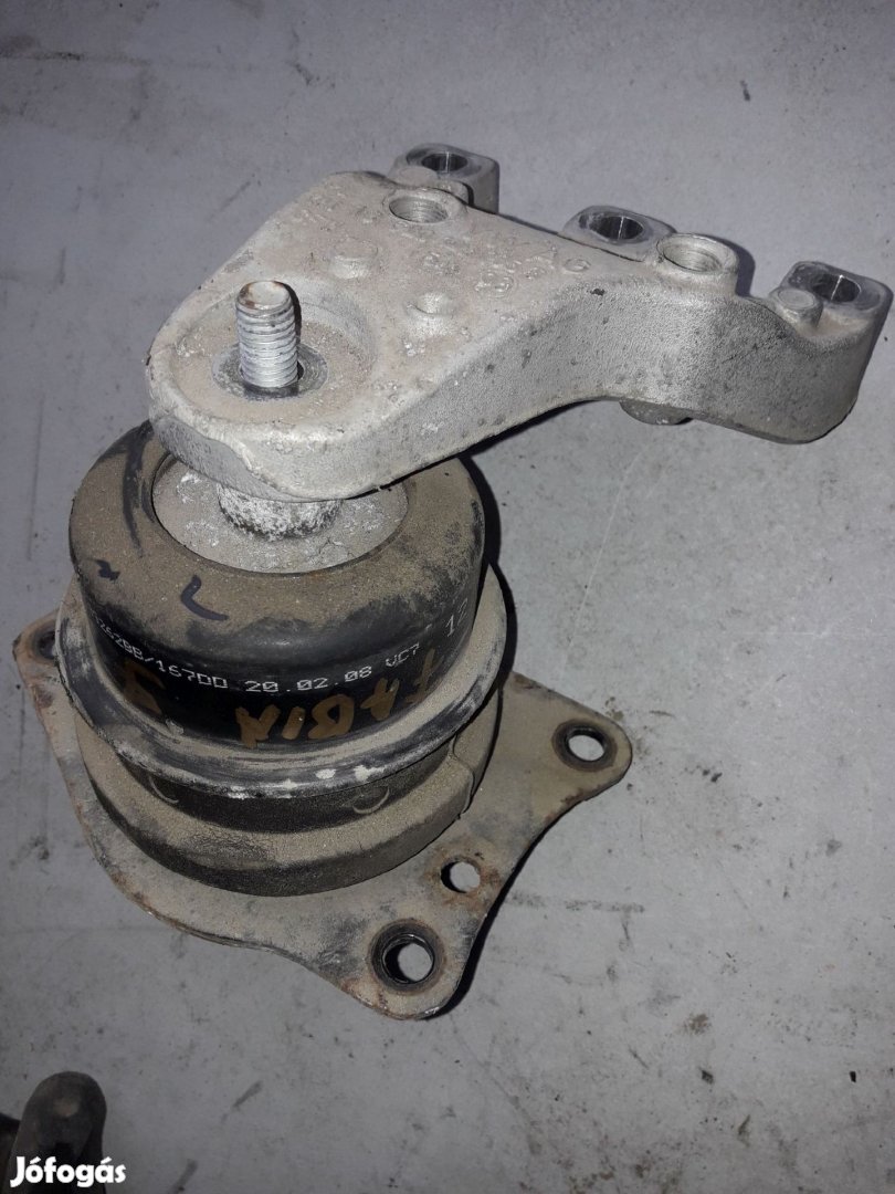 Skoda Fabia 06- Jobb Motortartó Bak