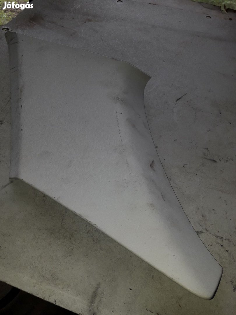 Skoda Fabia 06- Jobb C Oszlop Beltéri Takaró Burkolat