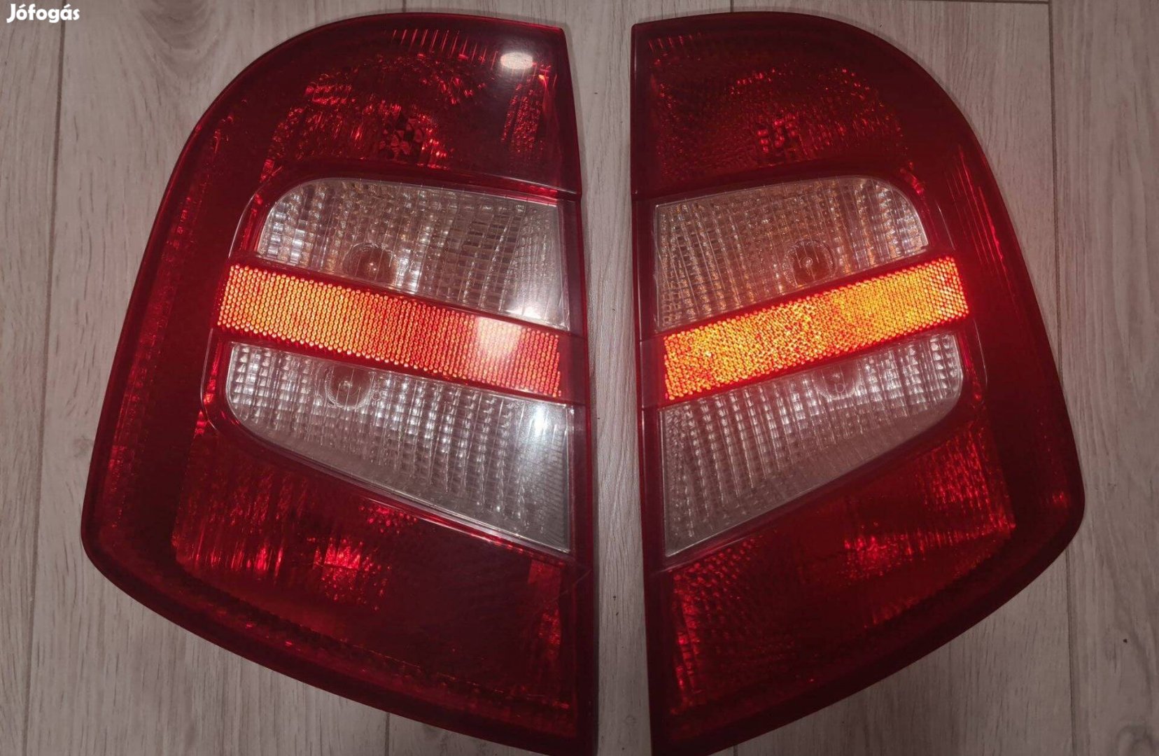 Skoda Fabia 1 Hátsó Fénysórók