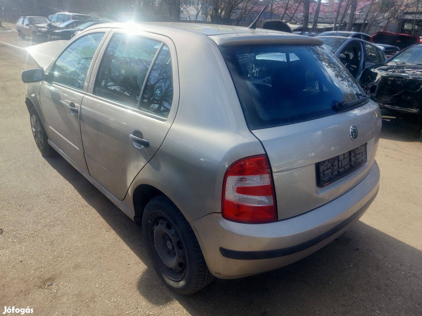 Skoda Fabia 1 karosszéria elemei 9021