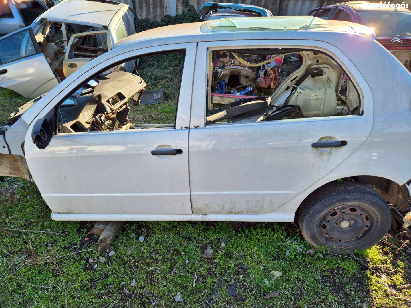 Skoda Fabia 2001 oldal ajtók kombi és 5 ajtóshoz