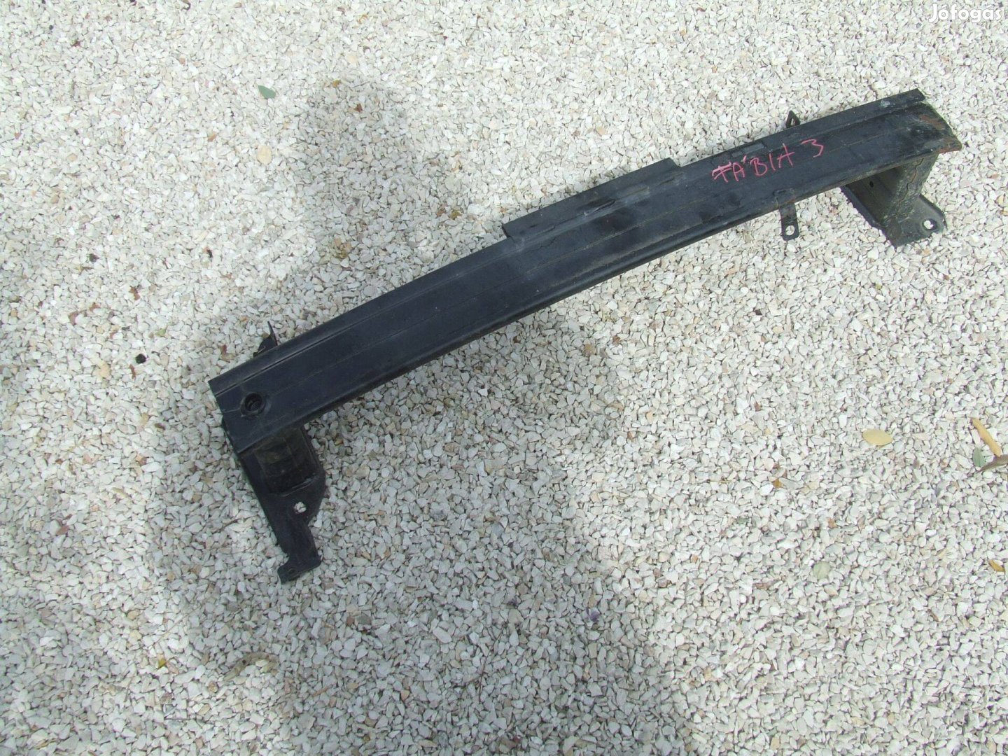 Skoda Fábia 3 AS Első Lökháritó Merevitő VAS (Nem Radaros)