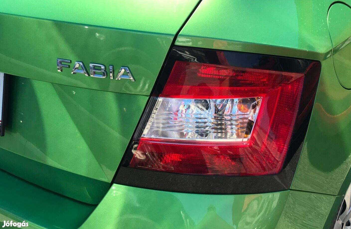 Skoda Fabia 3 Kalaptartó , Gyári ! (2014-21)
