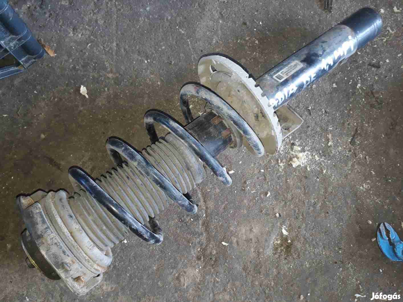 Skoda Fabia Bal Első Lengéscsillapító Rugó