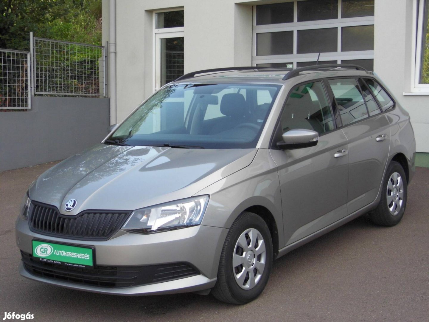 Skoda Fabia Combi 1.0 TSI Ambition Szervizkönyv...