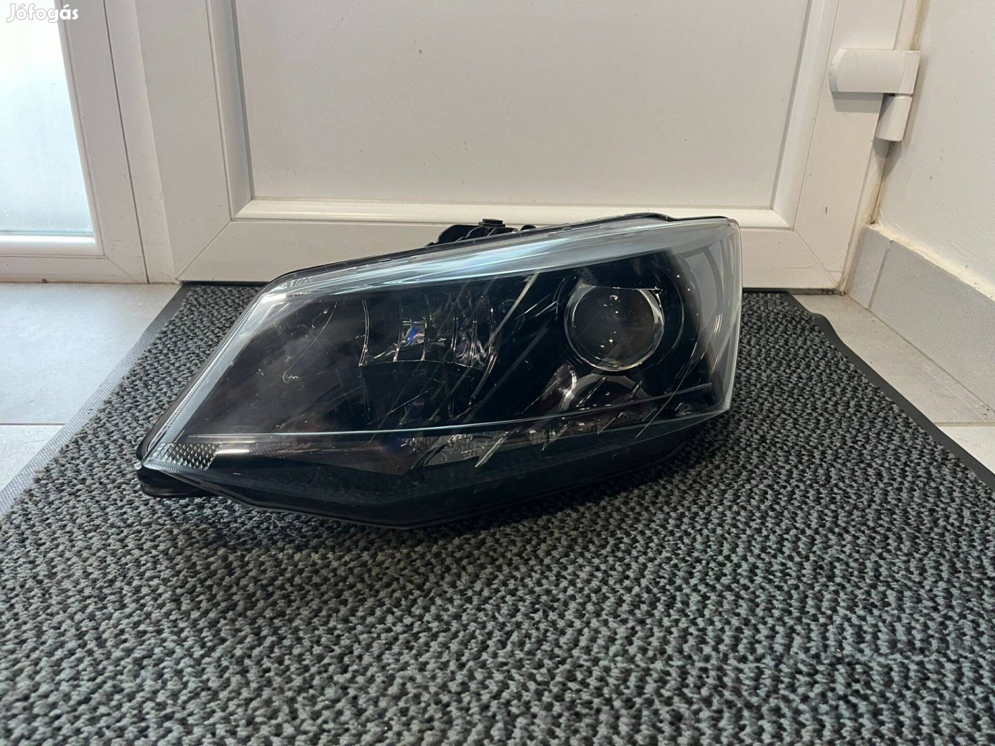 Skoda Fabia III (6V) bal halogén-led fényszóró 6v1941015b