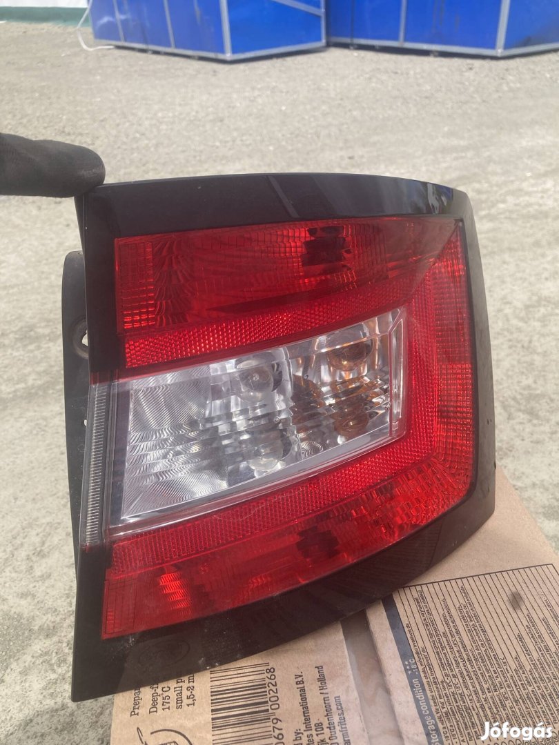 Skoda Fabia III. Kombi jobb hátsó lámpa (6V9945096)