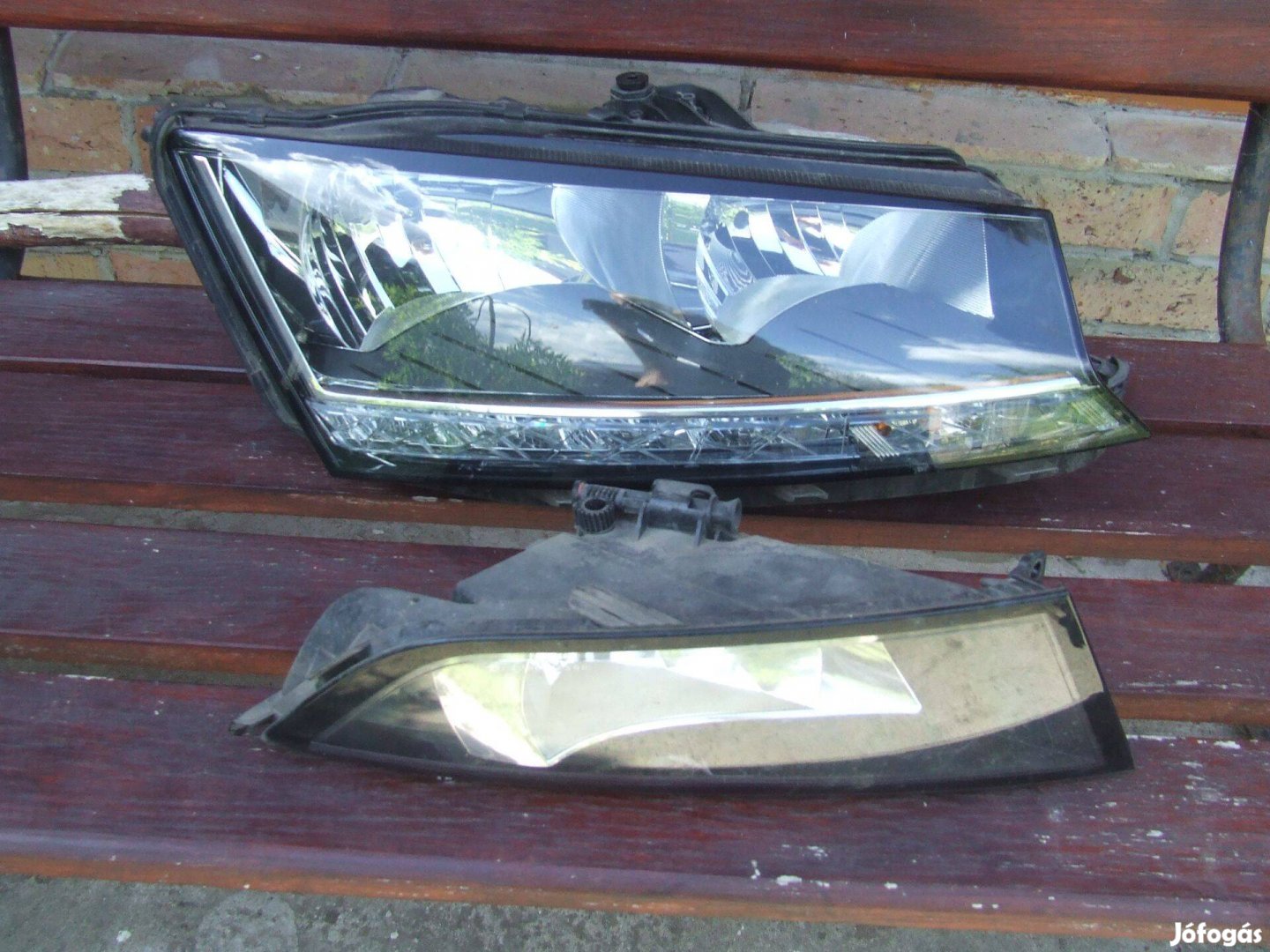 Skoda Fábia III jobb menetfényes lámpa+ ködlámpa